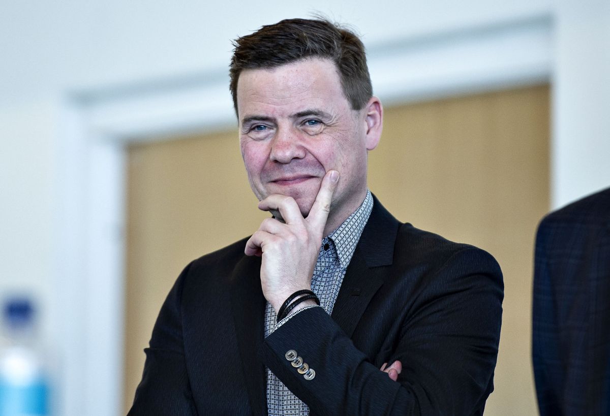 Thomas Kastrup-Larsen (S) er tilbage i borgmesterstolen efter sygeperiode med stress som i følge ham selv "har været en rigtig hård tid".