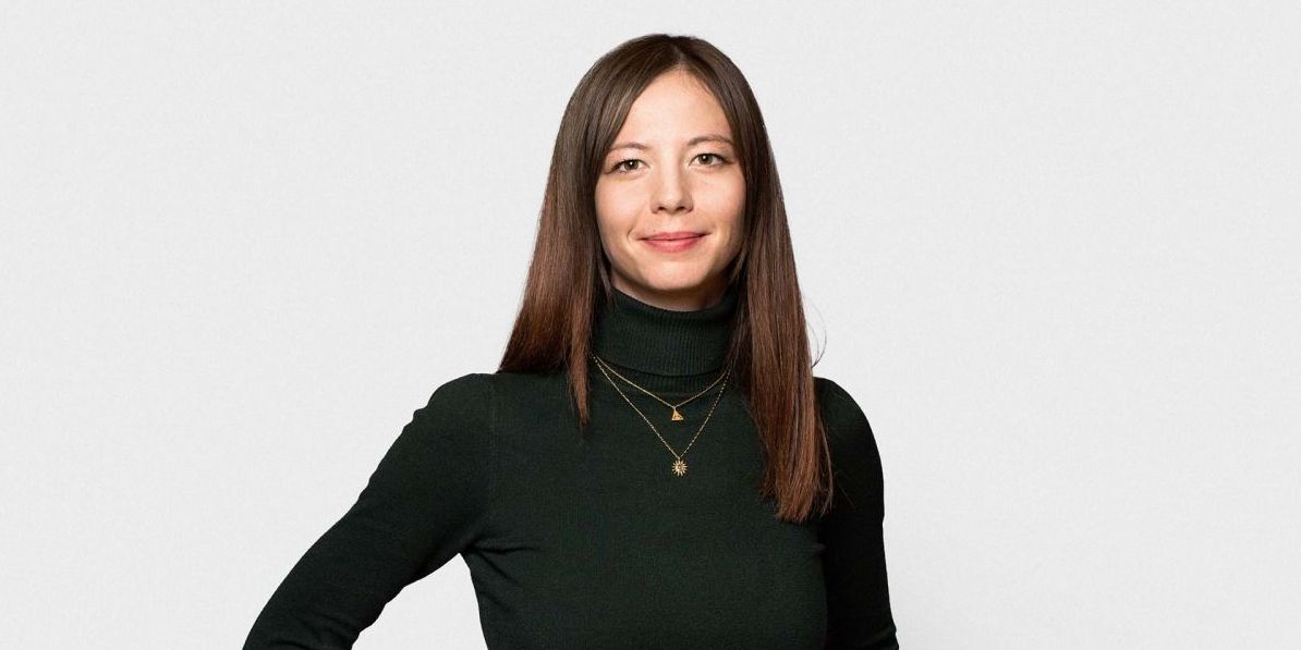 Byrådsmedlem for Enhedslisten Laura Bryhl et begejstret for, at der nu er et politisk flertal i byrådet i Aarhus for at afhænde investeringer i fossile selskaber.
