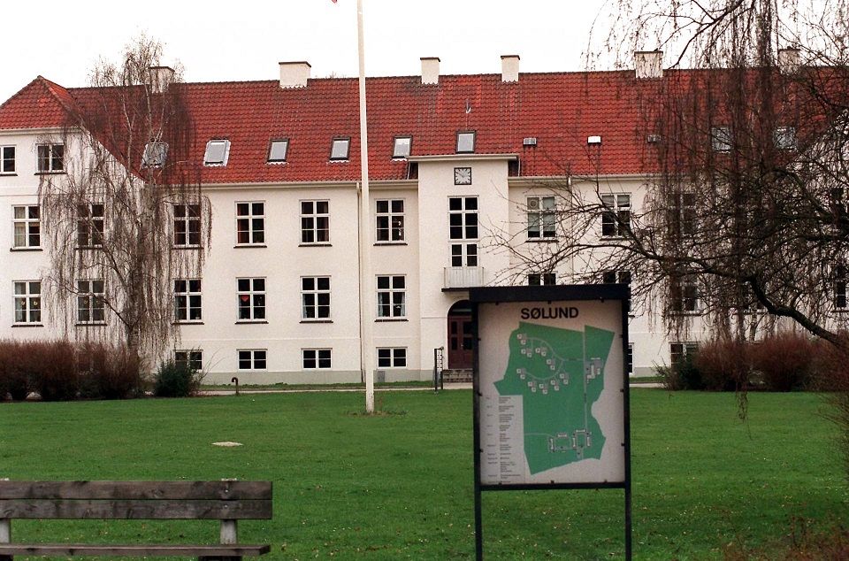 Landsbyen Sølund ligger ved Skanderborg og huser 238 udviklingshæmmede voksne og omkring 800 ansatte.