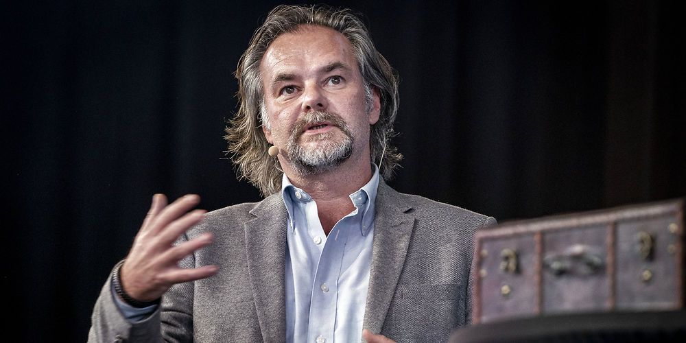 Overvismand Carl-Johan Dalgaard siger, at politikerne kan vælge at finansiere øgede forsvarsudgifter via overholdbarheden i statens budget.