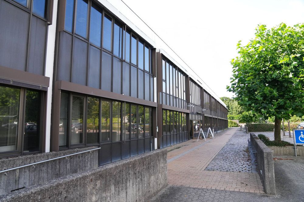Den tidligere rådhusbygning i Haderslev Kommune er blandt de steder, hvor ukrainske flygtninge kan flytte ind midlertidigt. (Arkivfoto).