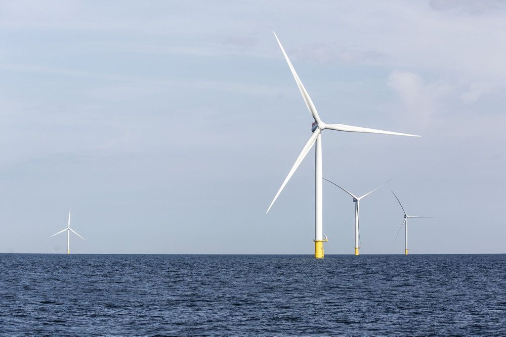 Havvindmølleparken Kriegers Flak i Østersøen mellem Danmark, Sverige og Tyskland blev indviet 6. september 2021.