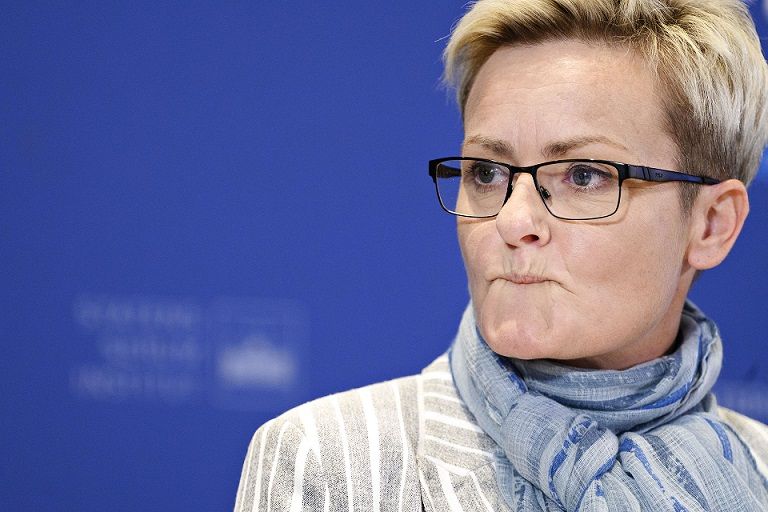 "Det var et forkert greb at lave en 45 minutters regel. Det kan jeg sige på dette lukkede samråd. Jeg ville aldrig have gjort det. Jeg ville have sat en retning med parterne," lød det i undervisningsministers talepapir fra lukket samråd.