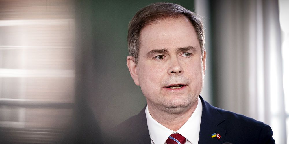 Finansminister Nicolai Wammen (S) har besluttet, at udgifter til håndtering af krigen i Ukraine er 'exceptionelle', og derfor ikke skal tælles med i råderum og budgetlovsgrænse.