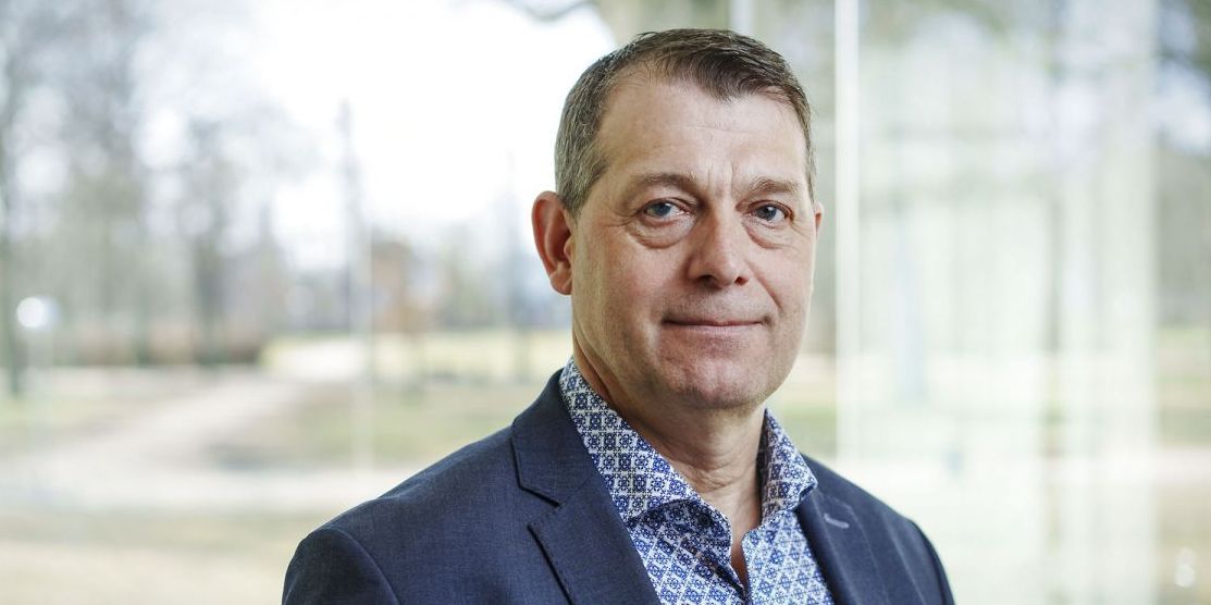 Venstres borgmester i Ikast-Brande Ib Lauritsen er uden sammenligning den borgmester, som har været bedst til at spare på serviceudgifterne i 2021.