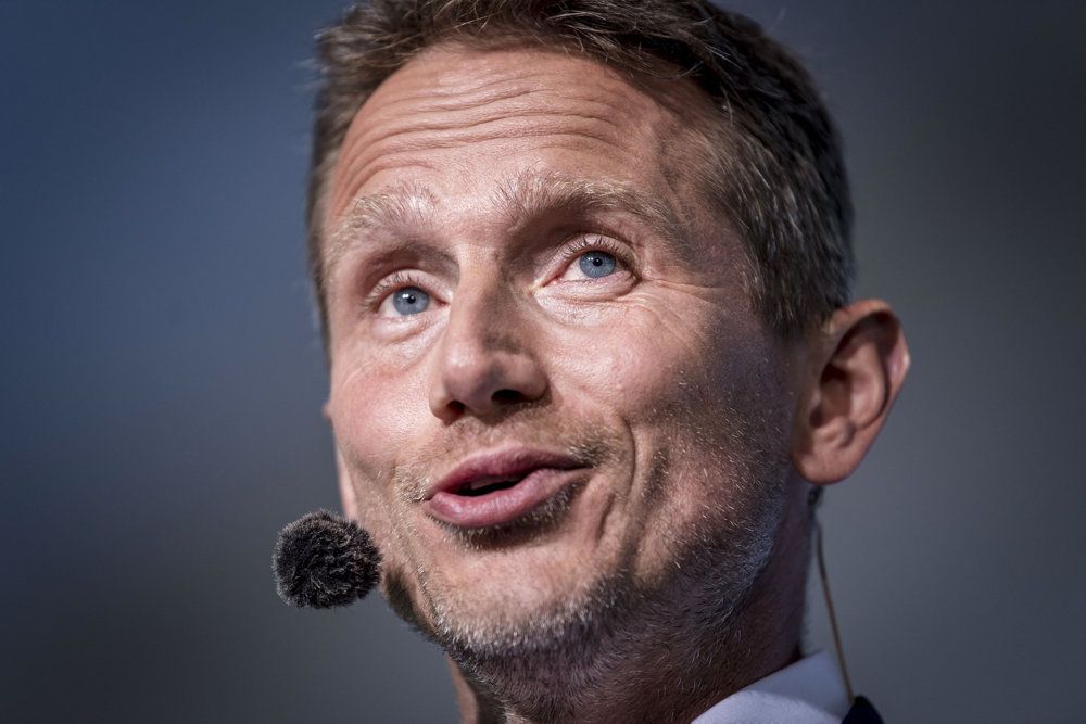 - På køreturen mellem Brejning og Herning i den smukke sensommersol, mens jeg hørte "For evigt" på repeat, gik det op for mig: Jeg vil sgu være rocksanger, siger Kristian Jensen i musikmediet Gaffas aprilsnar. (Arkivfoto.)