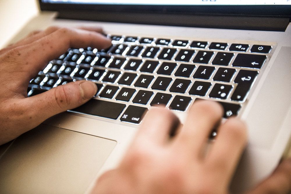 Der ligger tusindvis af data om danskerne i offentlige registre. Når data samkøres ved hjælp af computeralgoritmer, taler man også om brug af kunstig intelligens. (Genrefoto).