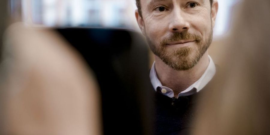 I stedet for at tale om penge til yderkommuner, så vil Venstres formand Jakob Ellemann-Jensen hellere tale om at give dem flere muligheder.