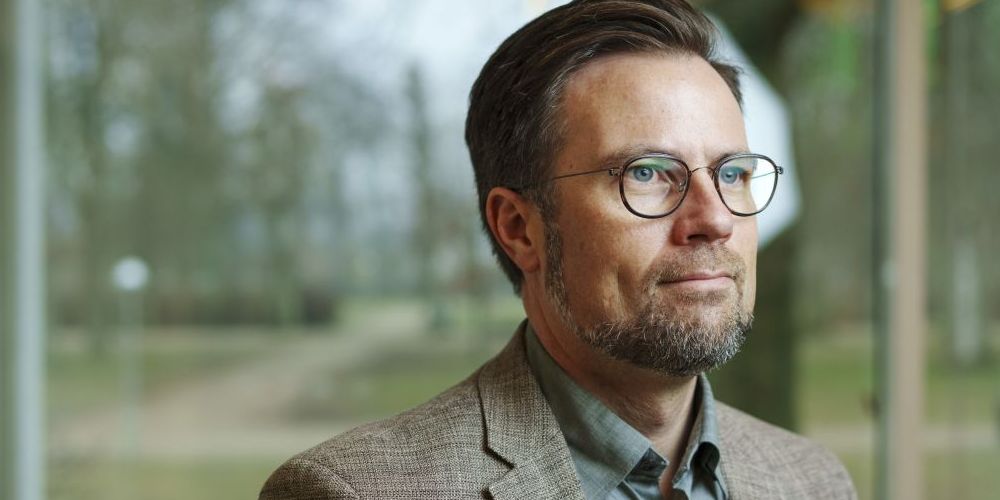 Unge på uddannelseshjælp skal have en jobrettet indsats frem for et uddannelsespålæg. Det mener udvalgsformand i KL Peter Rahbæk Juel.