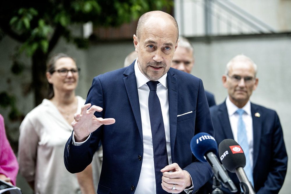 Sundhedsminister Magnus Heunicke (S) præsenterede fredag sammen med aftalepartierne en ny sundhedsaftale. Der er blandt andet planer om at oprette op til 25 nærhospitaler.