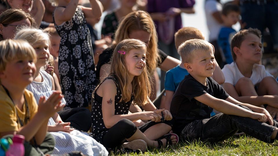 Skolerne og daginstitutionerne fra Mors skal være med til at skabe og udvikle Børnenes Kulturmøde 2022.
