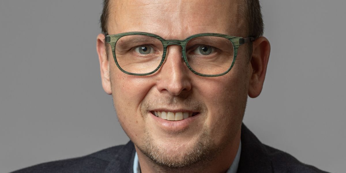 Der er nogle unge, der har brug for at komme i arbejde i stedet for uddannelse, mener Jesper Carlsen, der er direktør for børn, fritid og undervisning i Hjørring Kommune.