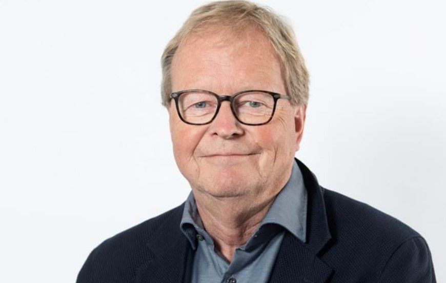 Regeringens forslag til nye tiltag på det specialiserede område kan kun realiseres, hvis økonomien følger med, siger formand for Socialudvalget i KL Ulrik Wilbek.