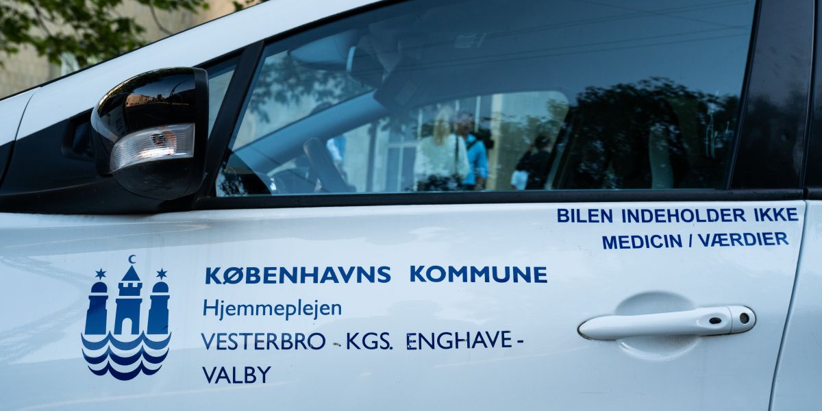 Der har været en stigning i antallet af ældre under den nuværende regering, men antallet af hjemmehjælpstimer er ikke fulgt med.