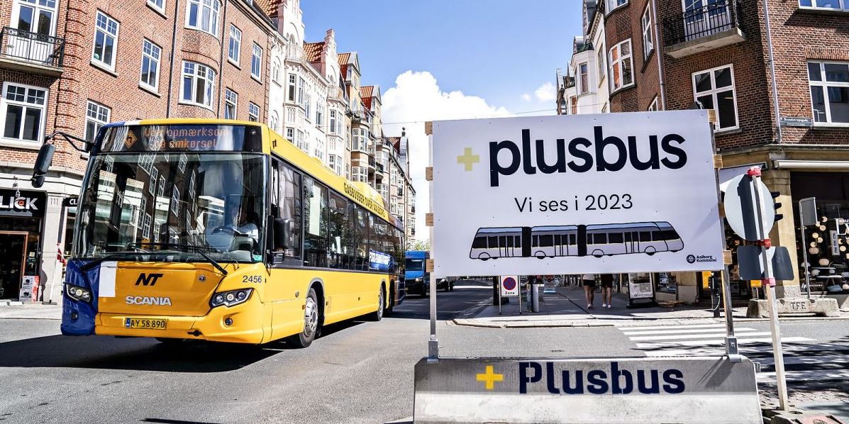 Mange har mistet lysten til at køre med bus i coronatiden og har fundet alternativer. Nu vil Aalborg Kommune prøve at lokke nogle af de 'tabte' passagerer ombord igen.