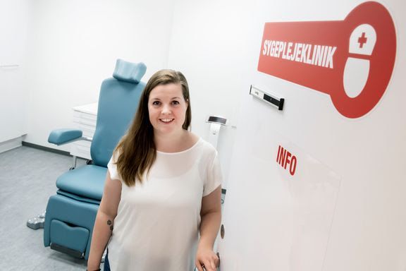 Tyske Nadine er sygeplejerske og begynder til august i et job på et plejehjem i Danmark.