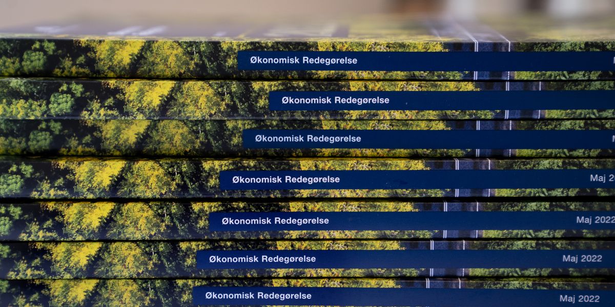 Kommunerne venter spændt på Finansministeriets økonomiske redegørelse i augustversionen. Den seneste er fra maj. Før vil flere økonomichefer ikke begynde at beregne på eventuelle fordele og ulemper ved selvbudgettering i 2023.