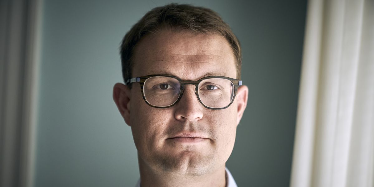 Indenrigs- og boligminister Christian Rabjerg Madsen (S) mener ikke, at over halvdelen af landets kommuner er særligt vanskeligt stillet.