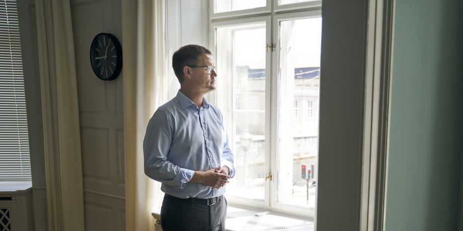 Indenrigs- og Boligminister Christian Rabjerg Madsen (S) har sagt ja til at mødes med ikke mindre end 13 kommuner i torsdag og fredag, hvor de kan uddybe deres ansøgning om særtislkud.