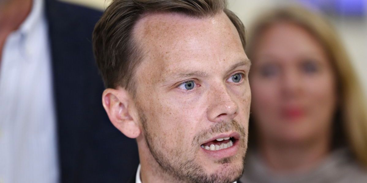 Beskæftigelsesminister Peter Hummelgaard (S) tager på regeringens vegne gerne en del af æren for, at beskæftigelsen er større end nogensinde i Danmark.