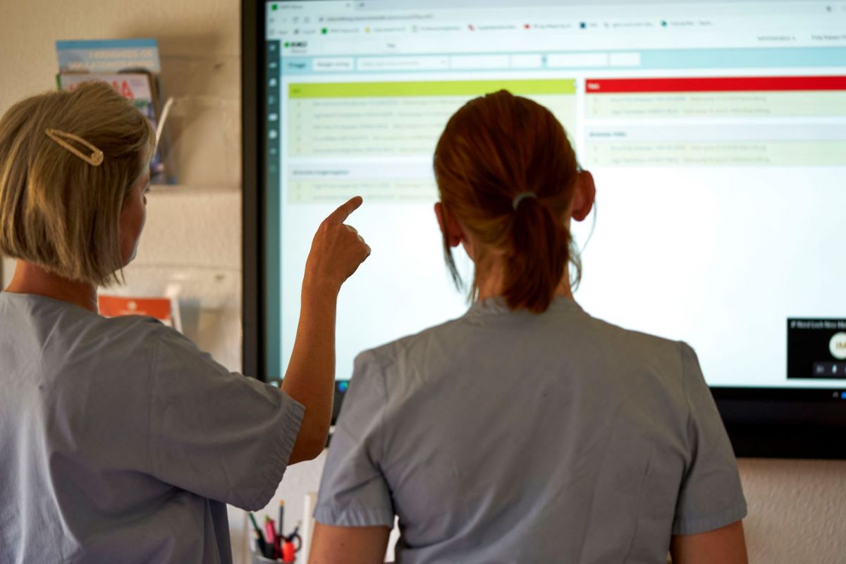 Der er kommet flere ledere i ældreplejen i Aarhus Kommune de senere år. Det kniber mere med ar rekruttere plejepersonale.