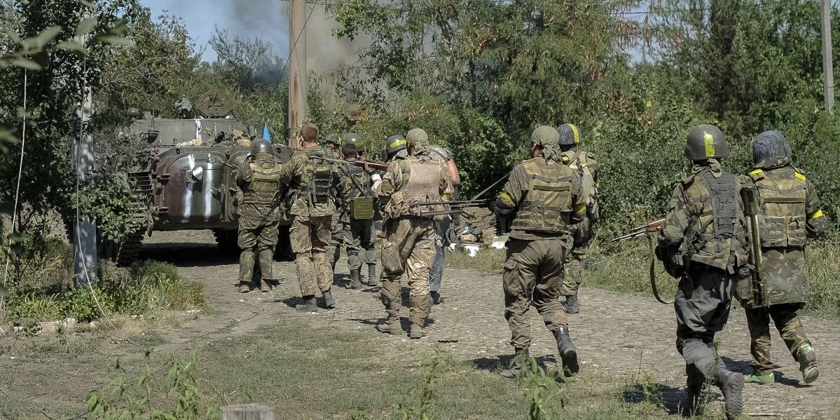 Det er en fejlvurdering af Ukrainekrigens betydning for inflationen fra maj måned, som nu tvinger danske kommuner til at spare 1,4 milliard kroner,