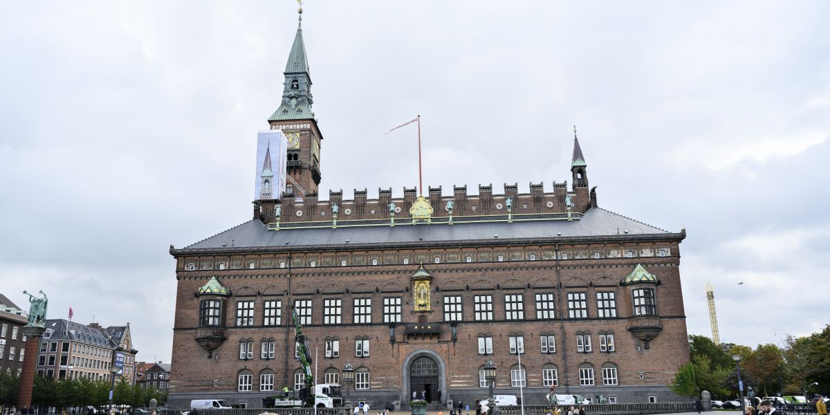 På rådhuset i Københavns Kommune kan man sænke skatten med hele 0,88 procentpoint, svarende til 1,16 milliarder kroner, uden det vil ramme hverken likviditeten, servicen eller anlægsbudgettet.