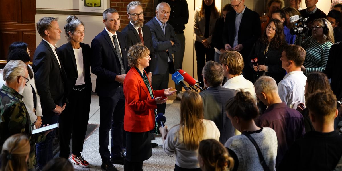 I et historisk budgetforlig på Københavns Rådhus udenom overborgmester Sophie Hæstorp Andersen (S), var der stor fokus på Enhedslistens teknik- og miljøborgmester Line Barfod (Ø). Hun har fået store Enhedslisten-ønsker gennemført mod at acceptere en skattenedsættelse.