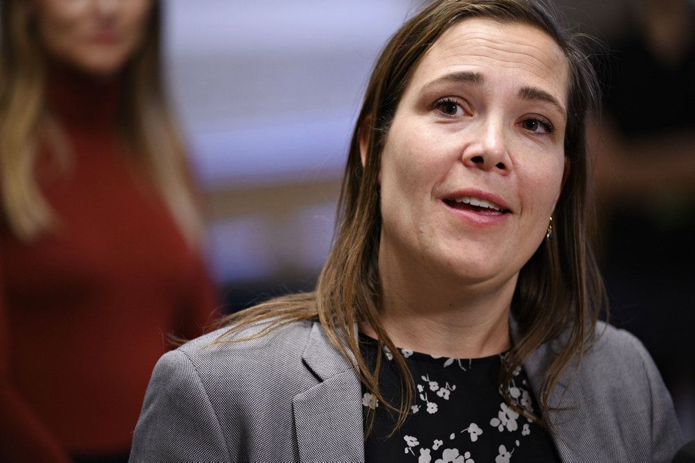Social- og ældreminister Astrid Krag (S) ønsker med et nyt forslag at tage et opgør med for meget papirarbejde i ældreplejen.