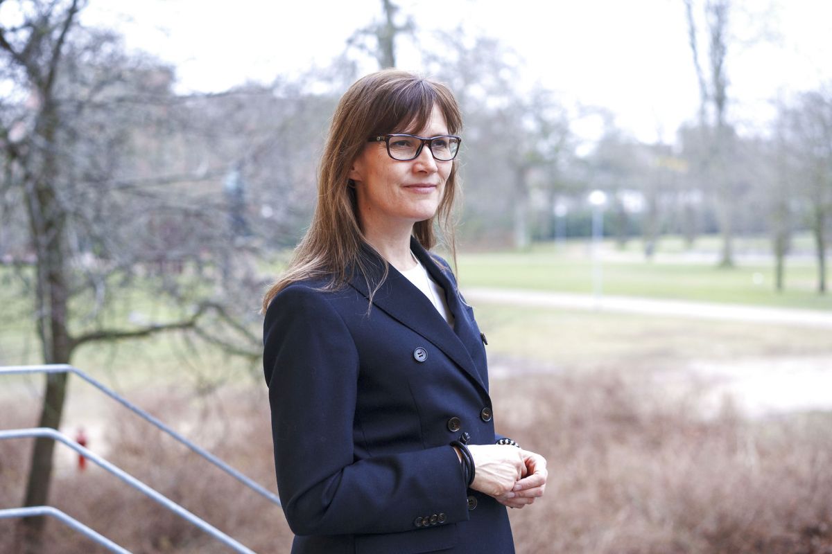 Benedikte Kiær, borgmester i Helsingør Kommune, har bedt om at blive erklæret inhabil i en sag, som er rejst via en whistleblowerordning.