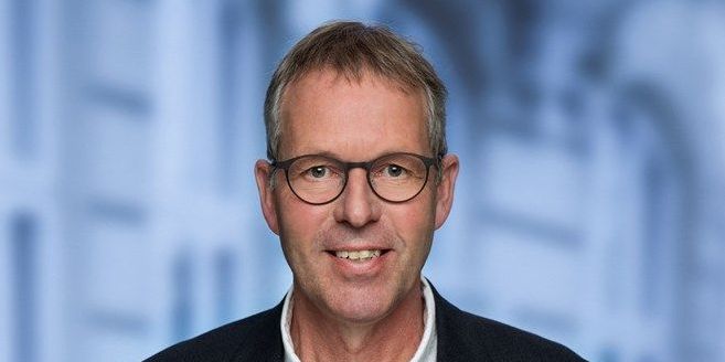 Borgmester Knud Vincent (V) erkender nu, at Slagelse ikke kan få økonomien til at hænge sammen uden en skatteforhøjelse. Det kan i værste fald udløse en sanktion, som på sigt vil ramme en gennemsnitskommune med 1,4 mio. om året.