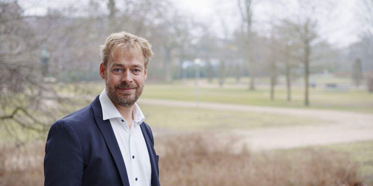Det bliver umuligt at finde besparelser i 2023 på energi alene, mener kommunaldirektør Henrik Nielsen fra Stevns Kommune.