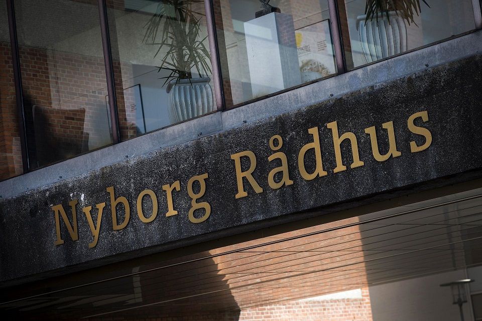"Det er vigtigt, at kommunens medarbejdere ikke er i tvivl om, de har ret til at udtale sig til pressen, og at der ikke kan stilles krav om, at en kritik kun rejses internt," siger Folketingets Ombudsmand i en kritik af Nyborg Kommune.