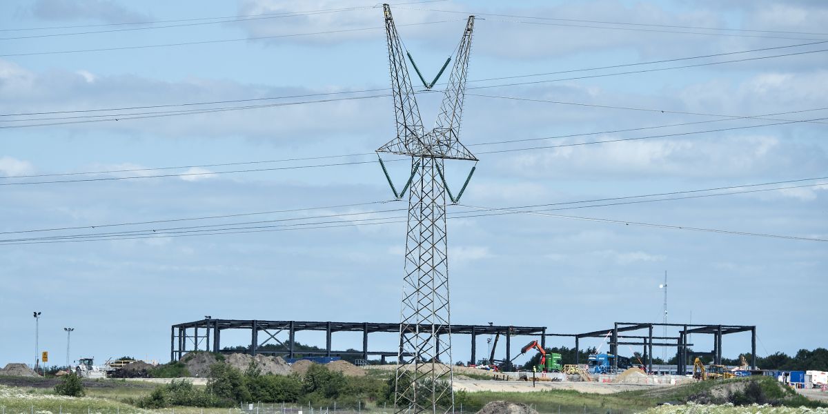 Kommunerne er godt i gang med at spare på energien på længere sigt. Men de skal tænke sig grundigt om, før de kaster sig ud i store energiprojekter, som ikke nødvendigvis er en god businesscase, fortæller ekspert.