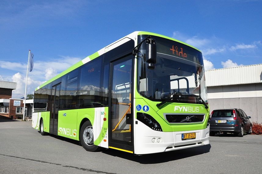 Blodrøde tal truer driften af FynBus, hvor kommunen forventer millionunderskud i år og til næste år.