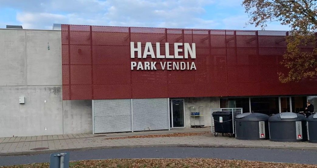 Op mod 20 foreninger bruger Park Vendia i Hjørring, men det har vist sig at være svært at finde nogen til at drive hallernes cafeteria.