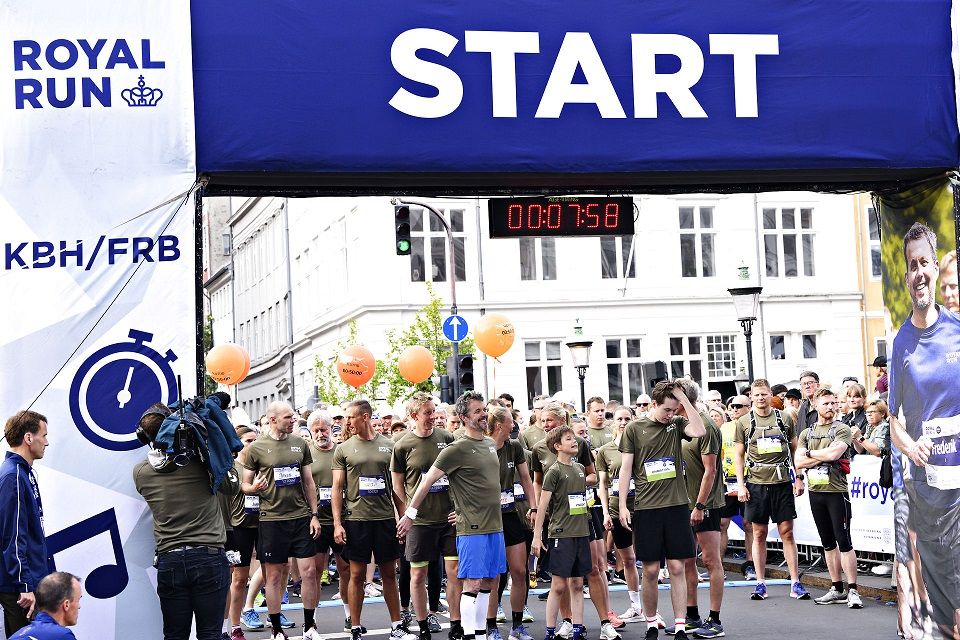 Kronprins Frederik, Prins Christian og Prins Vincent inden starten går til Royal Run i København og på Frederiksberg forrige år.