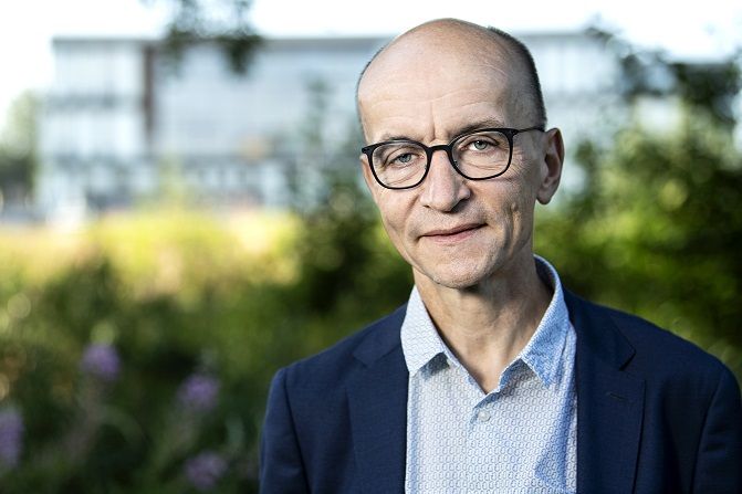 Billund Kommune ønsker en anden profil som kommunaldirektør og indstiller derfor Ole Bladt-Hansen til afskedigelse.