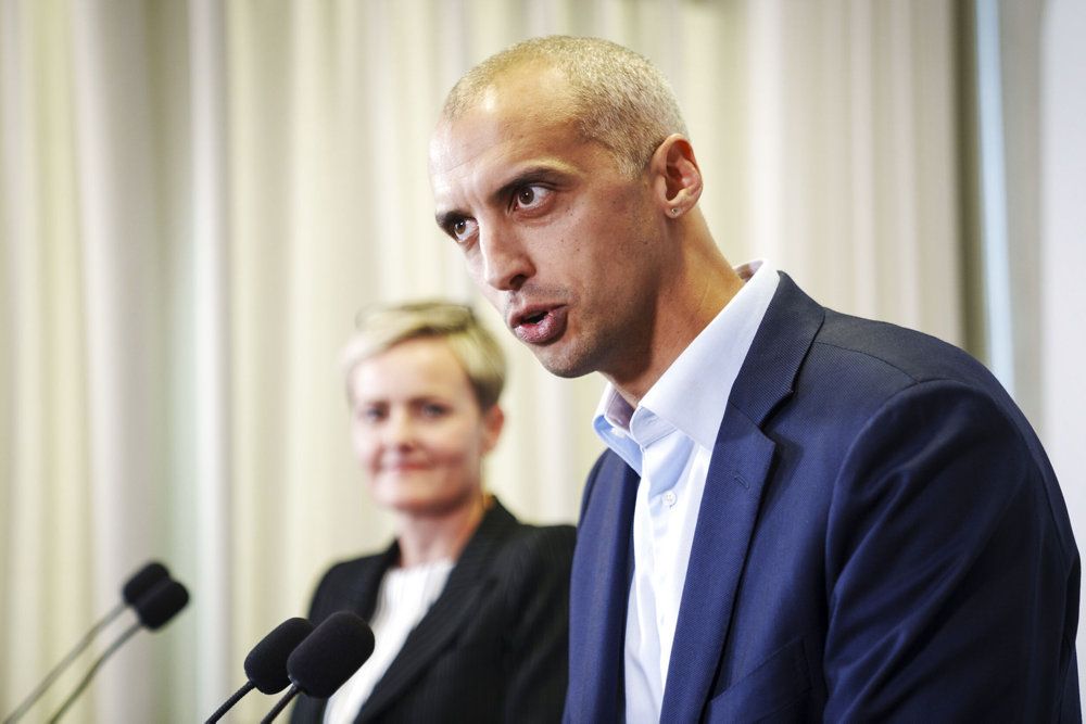 Mattias Tesfaye (S) overtog børne- og undervisningsministeriet fra sin partikollega Pernille Rosenkrantz-Theil.