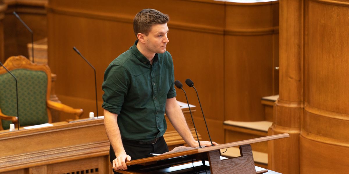 Skatteordfører Sigurd Agersnap (SF) stillede så sent som i sidste uge spørgsmål til finansminister Nicolai Wammen (S) i folketingssalen om den strukturelle beskæftigelse. Især hos SF og EL fylder spørgsmålet meget i øjeblikket.