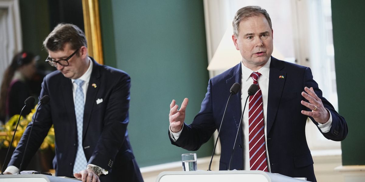 Finansminister Nicolai Wammen (S) har netop fremlagt SVM-regeringens forslag til finansloven for i år på et pressemøde, og helt som forventet blev der ikke uddelt en masse gaver til danskerne. Til gengæld er der grund til optimisme på arbejdsmarkedet.