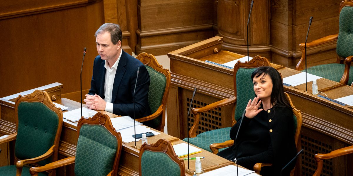 Finansminister Nicolai Wammen (S) og indenrigsminister Sophie Løhde (V) har netop offentliggjort, at kommunerne har overholdt servicerammen. Derfor kommer der ingen sanktioner til kommunerne for overskridelse i 2022.