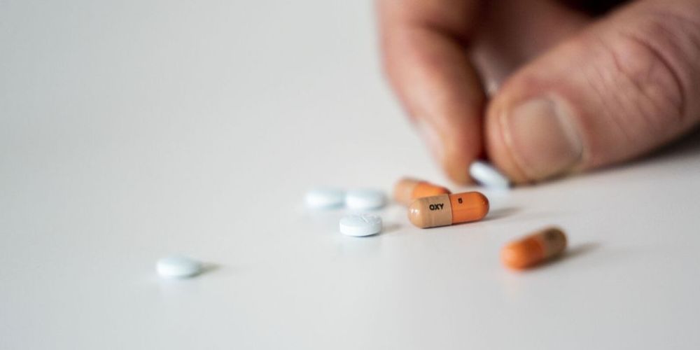 "Jeg er faktisk - for at være helt ærlig - ret bange for, at vi står med en ret stor opioid-krise under opsejling," siger justitsminister Peter Hummelgaard.