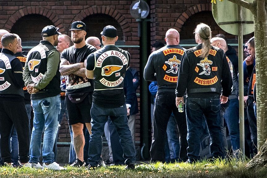 Borgere, der er kendte af Odense Kommune som bandemedlemmer, bliver mødt med særlige krav i beskæftigelsesindsatsen. Det er ikke nødvendigvis det samme i andre fynske kommuner.