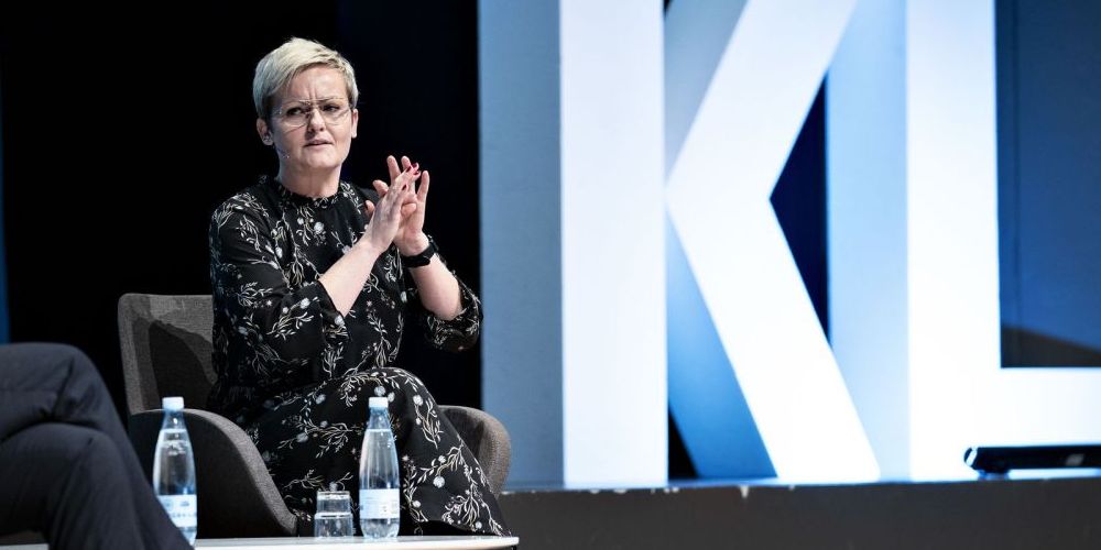 Ministeren anerkender, at Christiansborg har et stort medansvar for kommunernes pressede økonomi.