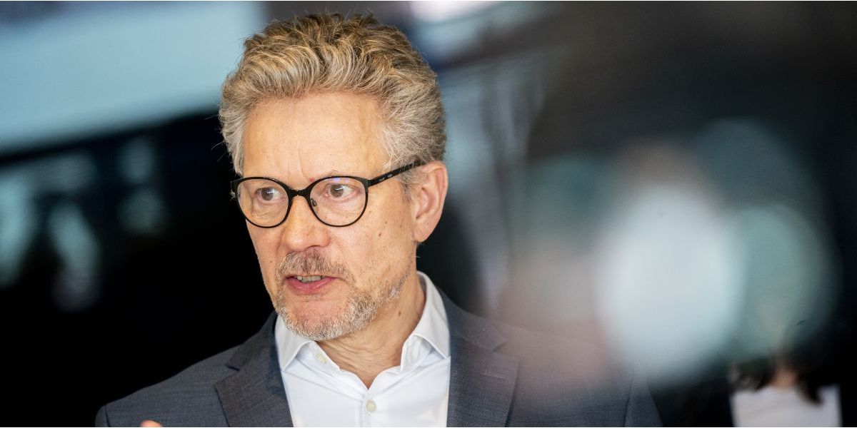 Flere partier bakker nu Alternativets beskæftigelsesordfører Torsten Gejl op i, at der er behov for en forvaltningsdomstol i Danmark.
