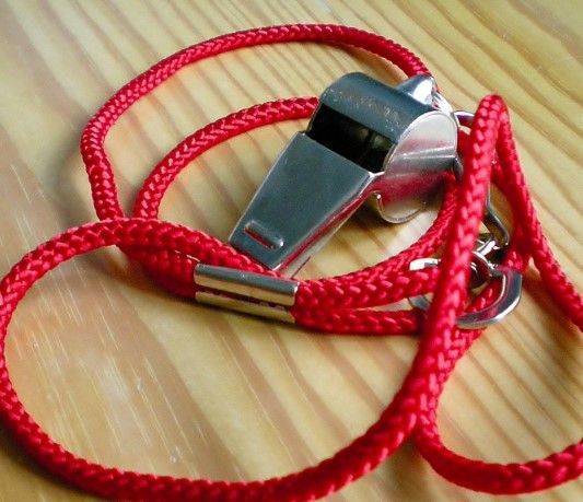 Samtlige kommuner har siden december 2021 haft whistleblower-ordninger for kommunalt ansatte. Men i nogle kommuner har ingen eller kun ganske få ansatte grebet 'alarm-fløjten'.