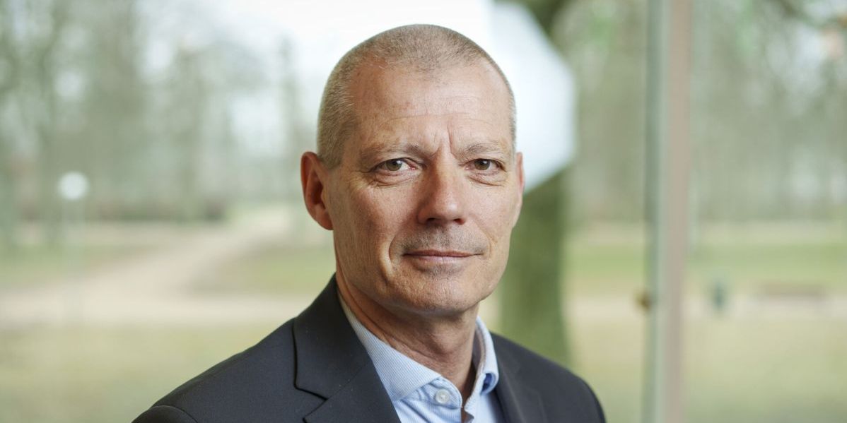 Borgmester Ole Vind fra Hedensted opfordrer sine kolleger til, at den skattepulje, der opstår på grund en skattenedsættelse i København, først og fremmest bruges til at sikre, at kommunerne samlet overholder skatterammen og undgår sanktioner.
