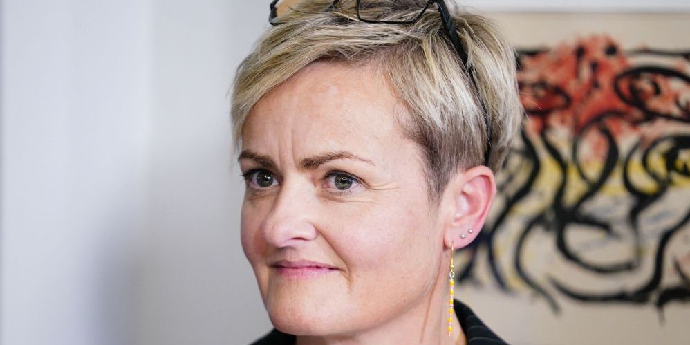 Regeringen fik to socialpolitiske sejrer at gå på sommerferie på.