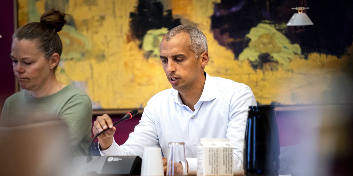 Børne- og undervisningsminister Mattias Tesfayes (S) nye ønske om at forbyde skærme i daginstitutionerne, kan skabe bureaukrati.